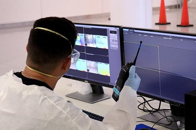 En el Aeropuerto José Aponte de la Torre y en el terminal de lanchas de la Autoridad de Transporte Marítimo en Ceiba, equipos de la Guardia Nacional se encuentran realizando actividades de monitoreo para detectar posibles síntomas del coronavirus.
<br>
