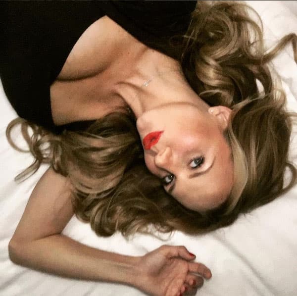 Y a pesar de haber tenido varios embarazos, conserva su figura.