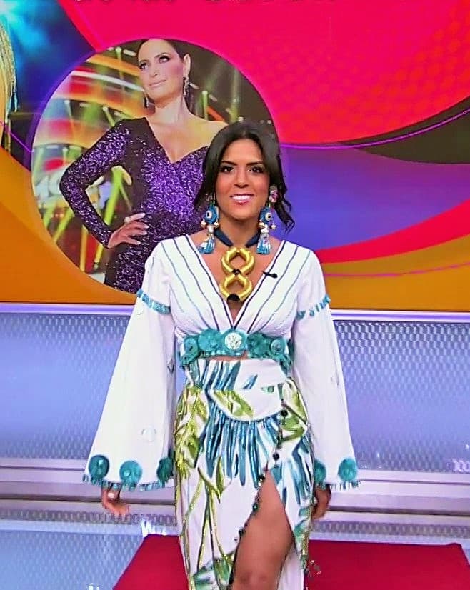 “Honestamente las pasarelas nunca han sido lo mío pero ustedes saben que yo no me rindo ante ningún reto. Este año el talento dominicano brilla en el Miami Fashion Week y me siento muy orgullosa de ser parte” señaló en una publicación en Facebook.