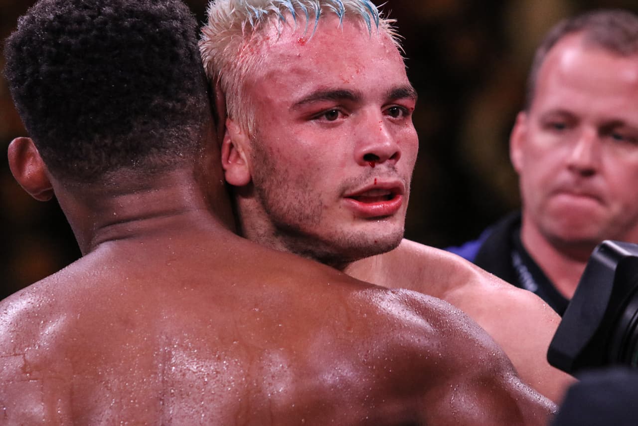 Julio César Chávez Jr cayó ante Daniel Jacobs