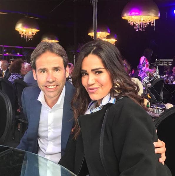 Luz Elena no pudo evitar el llanto al recibir la noticia: "No se me olvida que el doctor nos dijo, 'hay un grupo de papás de este tipo de niños, de ayuda', y cuando Bernardo me empezó a decir todo esto que le había dicho el doctor en un restaurante yo lloraba y lloraba, y le decía: '¿Por qué no me dijiste esto en la casa? Los meseros van a decir que por qué lloro tanto'".