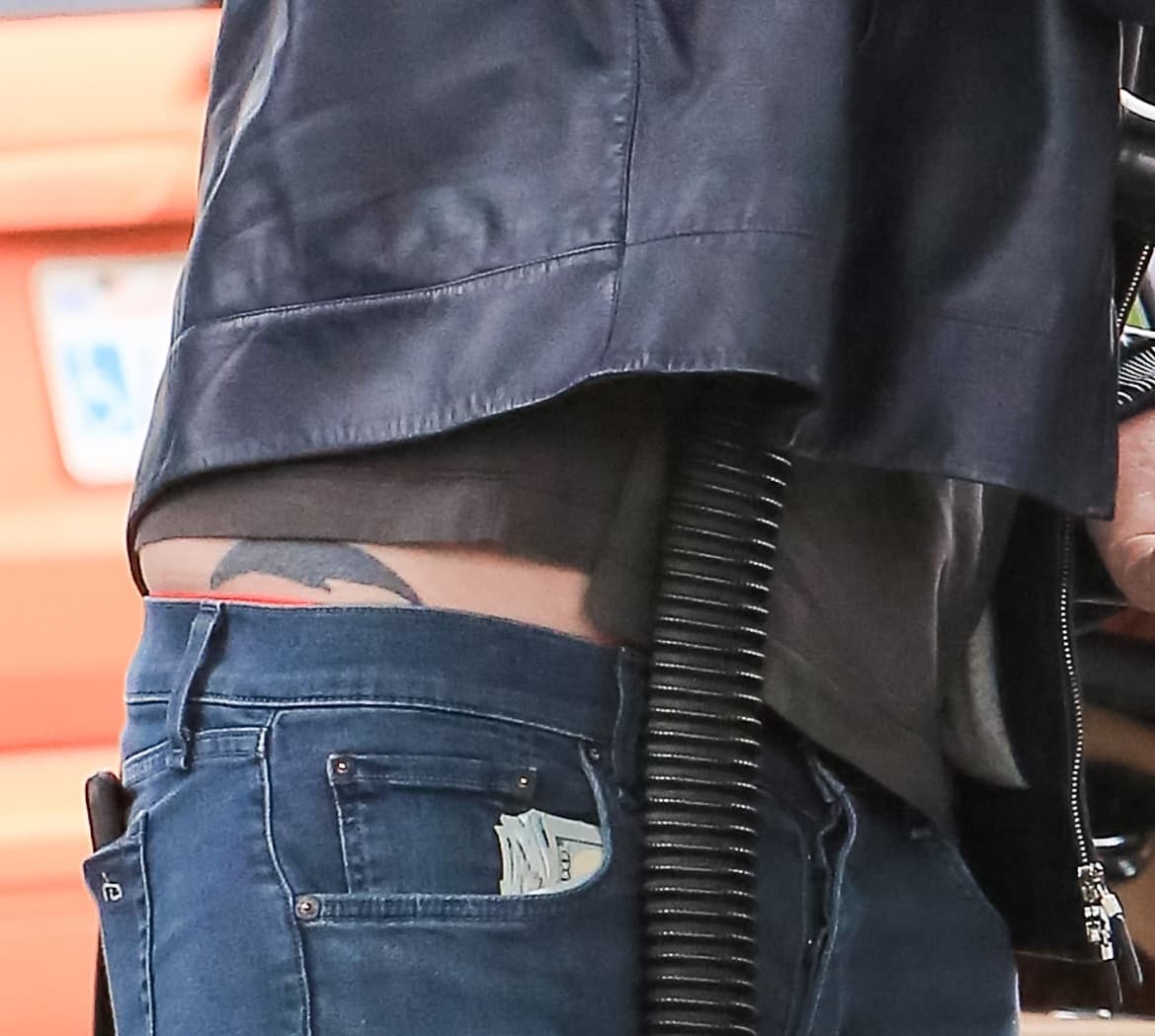 Según 'Page Six', Ben Affleck una vez se refirió cariñosamente a esa marca como “su sello de delfín vagabundo”.