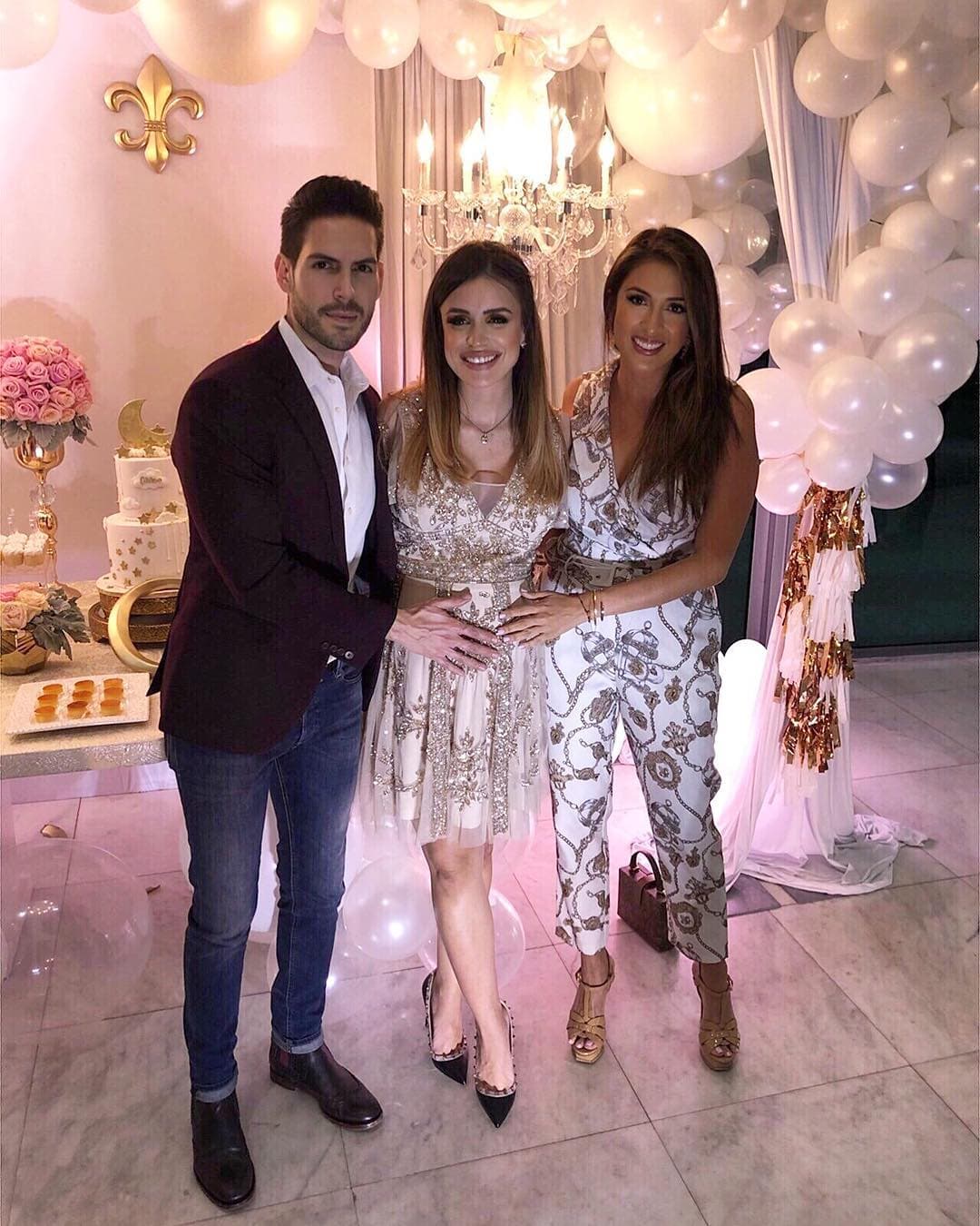 Maty también ha sido parte de bellos momentos, por supuesto estuvo en el baby shower de la periodista colombiana.