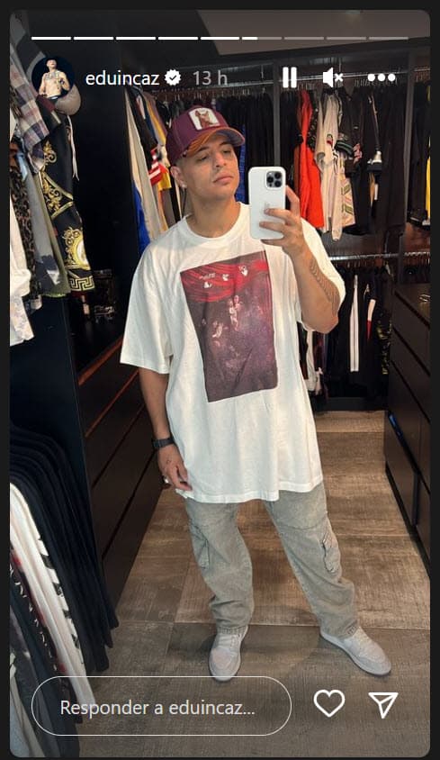 Mientras tanto, a horas de la noche de este martes 18 de octubre, el vocalista de Grupo Firme emitió un mensaje dirigido a quienes 
<b>"les duele tanto el éxito" de la agrupación </b>y tras una serie de "babosadas" que se han dicho estos días sobre ellos.
<br>