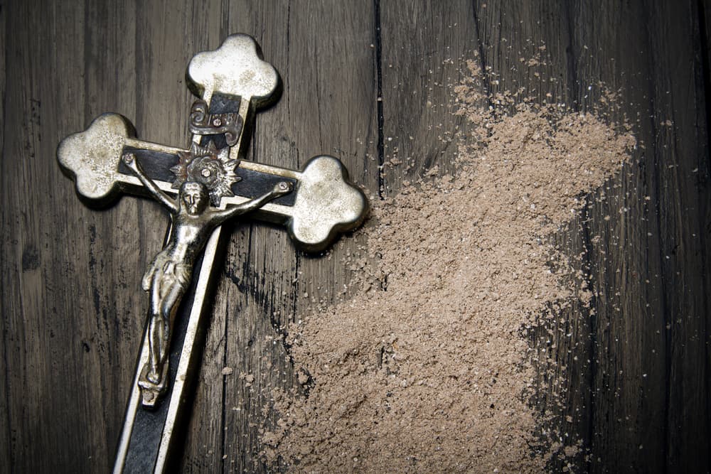 El 22 de febrero de 2023 se conmemoró el Miércoles de Ceniza, marcando así el inicio de la Cuaresma, es decir, los 40 días en los que los católicos se preparan para la Semana Santa - la pasión, muerte y resurrección de Jesús.