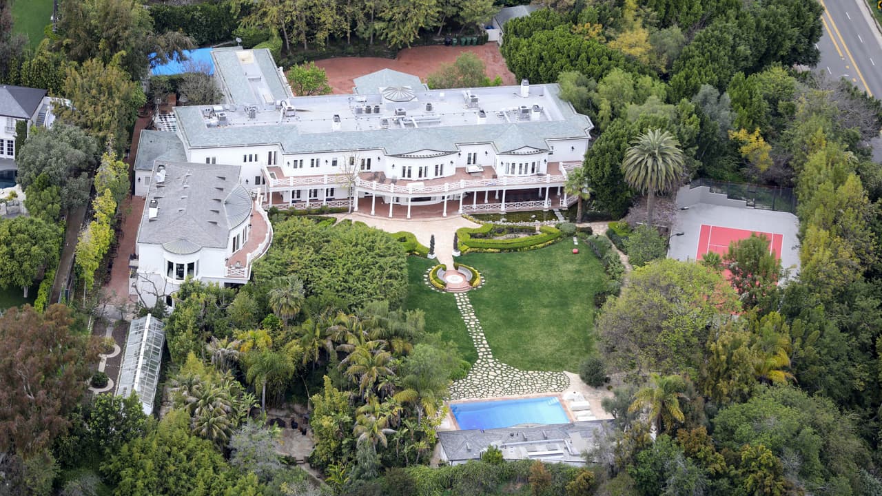 Esta es la mansión de 65 millones de dólares que les habría interesa comprar a JLo y Ben Affleck.