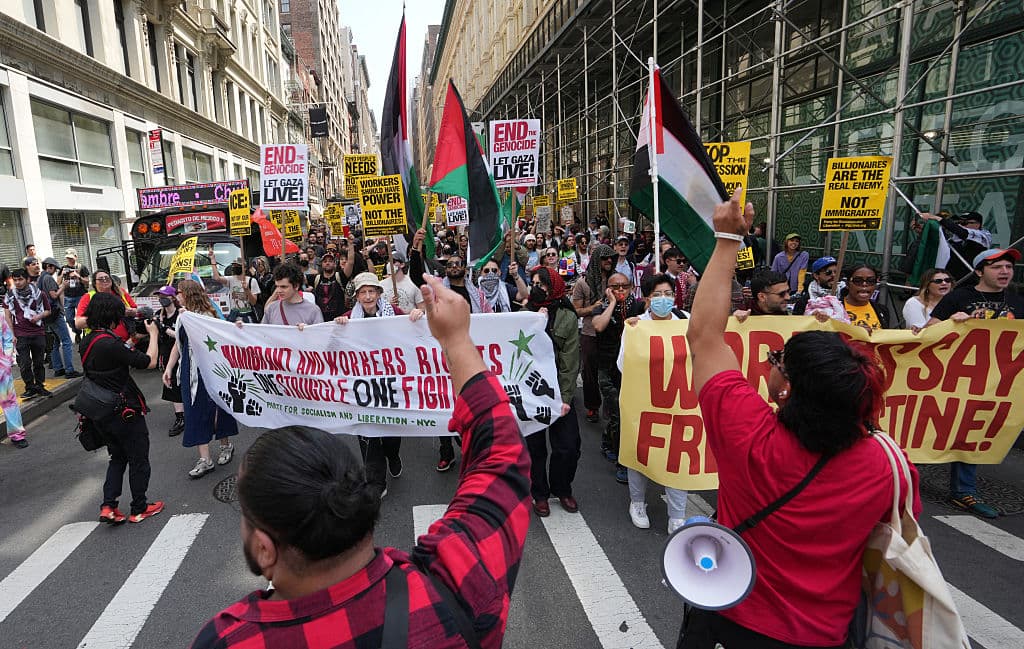 La nutrida manifestación incluyó la reiterada petición de libertad para Palestina.
