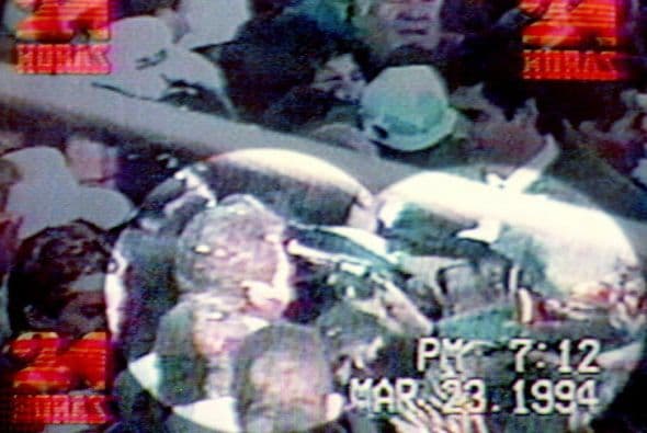 MARIO ABURTO.- Este hombre saltó a la fama cuando se descubrió que fue el asesino de quien fuera el candidato a la presidencia de México, Luis Donaldo Colosio. El incidente ocurrió el 23 de marzo de 1994.