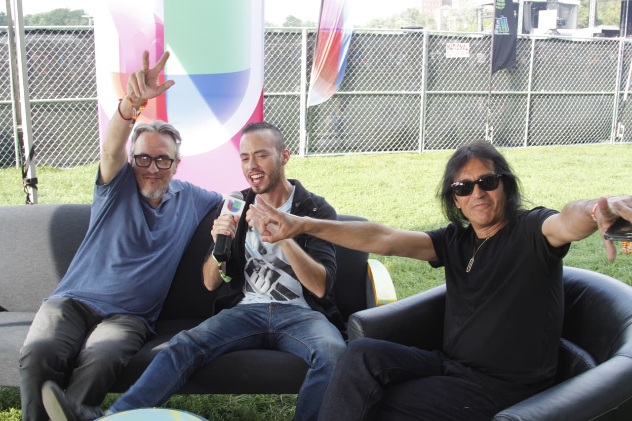 Los Enanitos Verdes con Diego Guirado de Lanzate en Univision