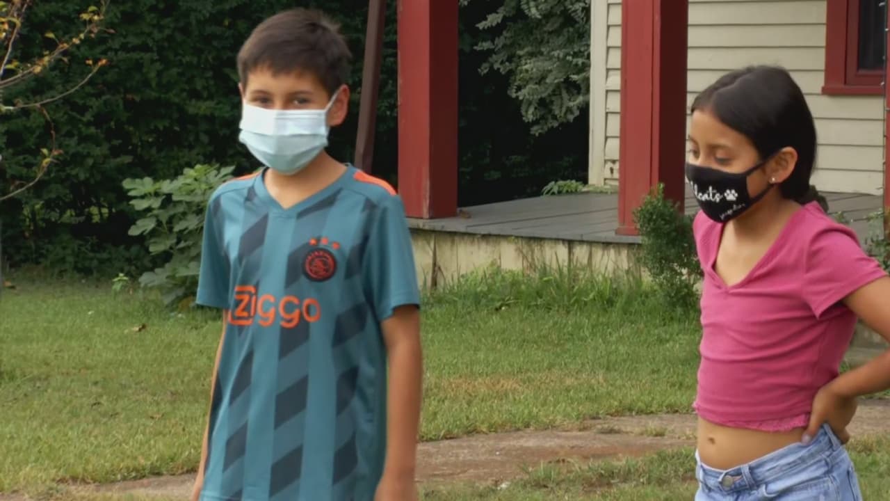 "Hecha la ley, hecha la trampa" Padres reaccionan ante decisión de Paris ISD de enmendar código de vestimenta 