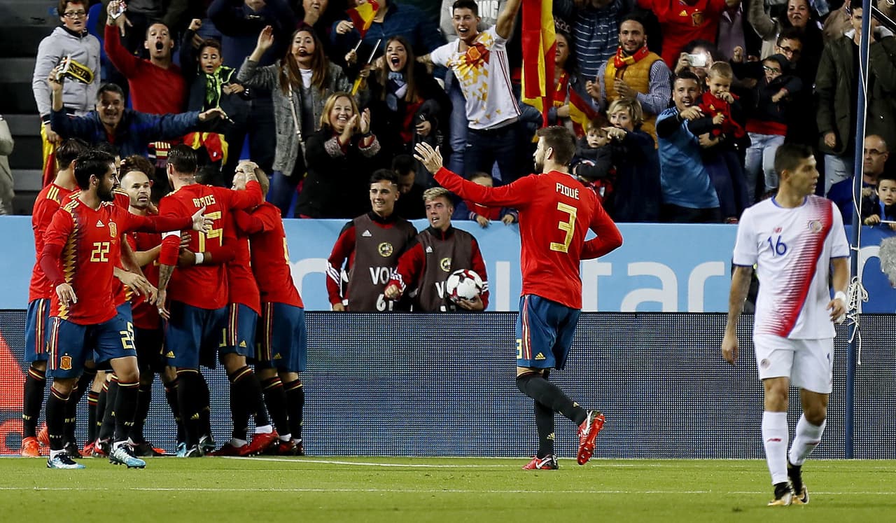 Fue su primer gol con la selección desde las eliminatorias a la Euro 2016 cuando le anotó a Eslovaquia (triunfo por 2-0).