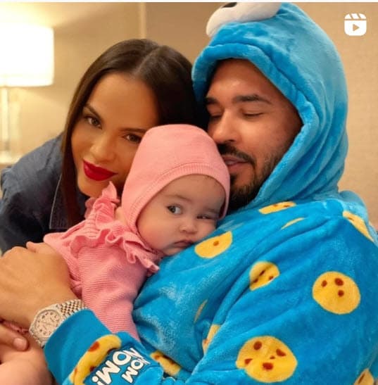 Sin embargo, el gesto que tuvo el productor ha sido duramente criticado por algunos en Instagram.
<br>