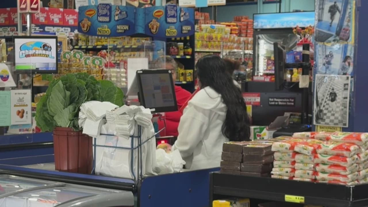 Familias enfrentan el impacto de retrasos en beneficios de CalFresh en el área de la Bahía