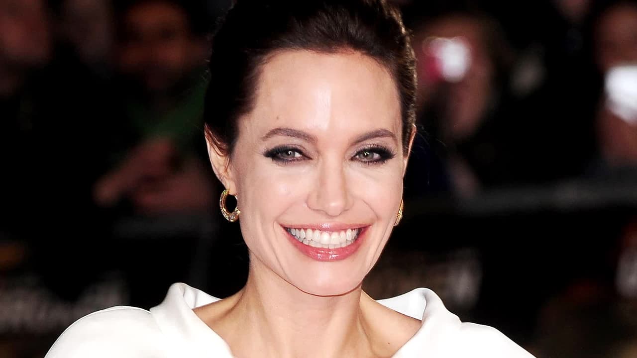 Angelina Jolie quiere comenzar a hacer política desde Londres