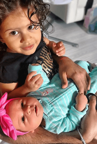 Anabella y Silvana son sus dos más grandes tesoros y su motor de vida. Así recordamos los primeros años de vida de sus niñas.