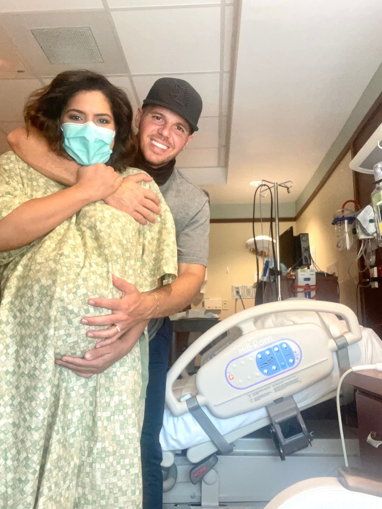 <a href="https://www.univision.com/shows/despierta-america/nace-hijo-francisca-lachapel-y-francesco-zampogna" target="_blank">Francisca Lachapel dio a luz</a> por parto natural el 7 de julio a su bebé.