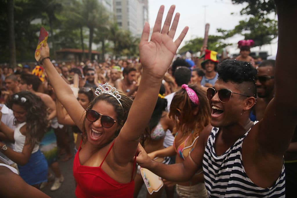 El carnaval de Río reúne a cerca de seis millones de personas