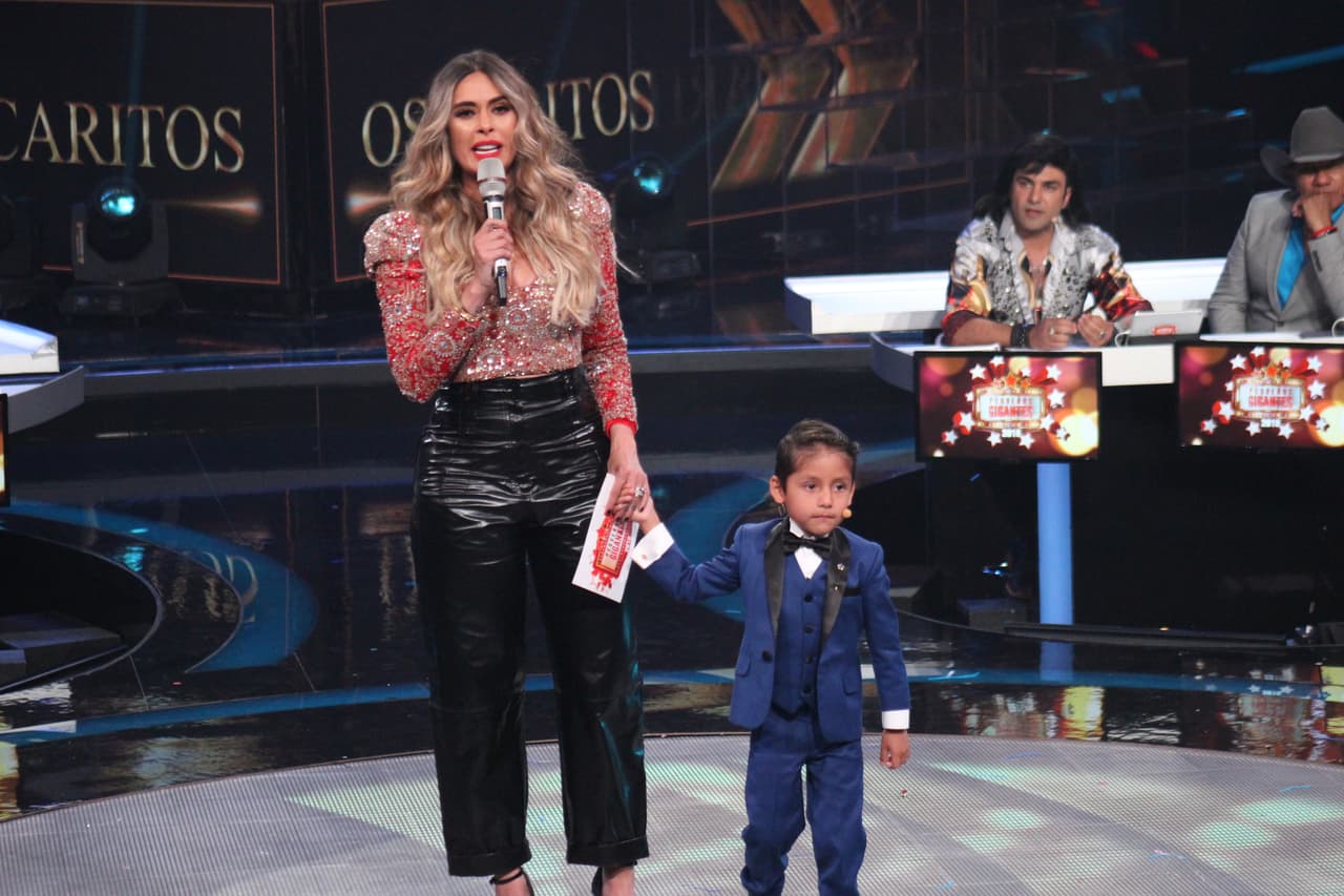 Yumalay dijo quiere ganar la competencia para ayudar a que su papá se opere del oído, además causó polémica al confesar que tiene 22 hermanos.