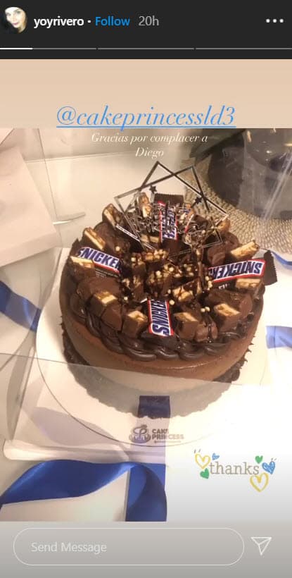 El pastel de cumpleaños de Diego era de chocolate.
<br>