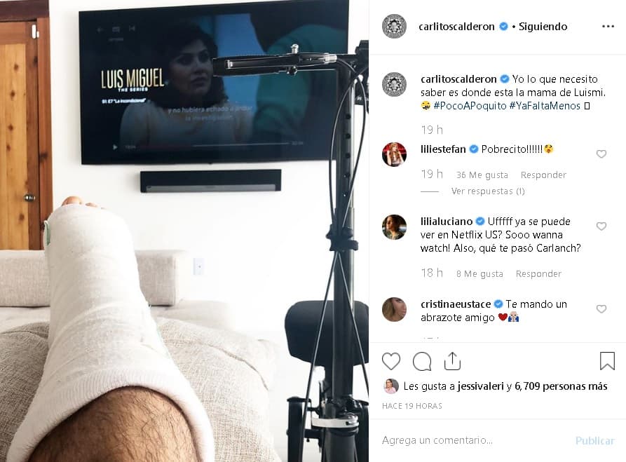 Con el 'hashtag' "poco a poquito" y "ya falta menos", acompañó la fotografía en la que varios conductores le expresaron su apoyo, entre ellos Lili Estefan, Luis Sandoval y Nicolas 'Colate'.