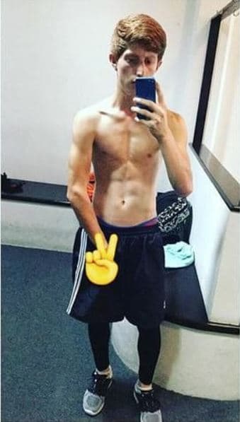 De aquel niño precoz de la actuación queda poco.