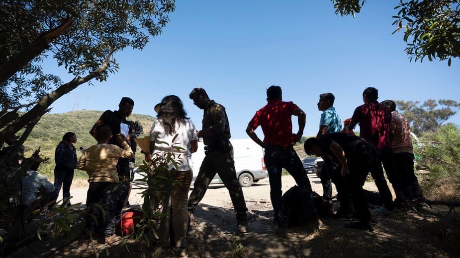 Avances de tecnología de vigilancia de Biden podrían ayudar en las deportaciones masivas de Trump 