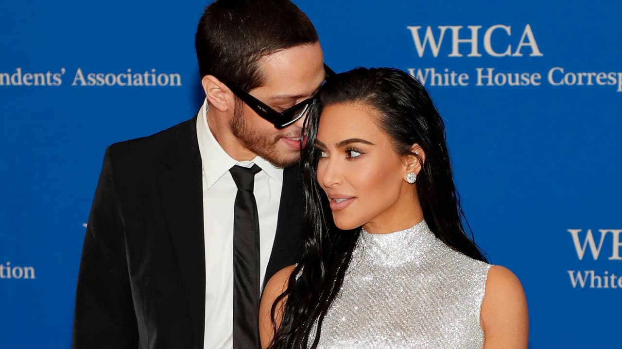 Kim Kardashian robó miradas: lo que pasó en la cena de corresponsales de la Casa Blanca