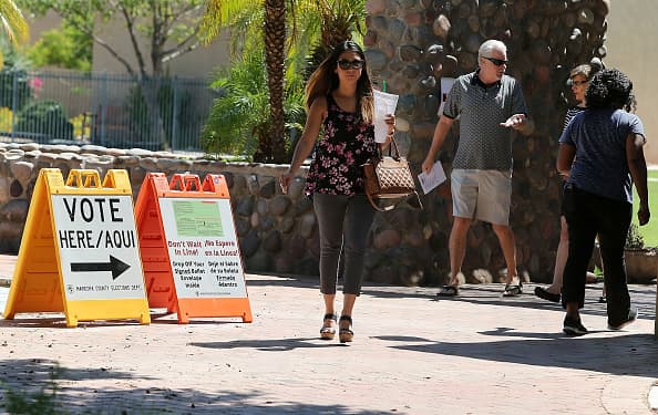 Así debes registrarte para votar o actualizar tu información electoral en Arizona