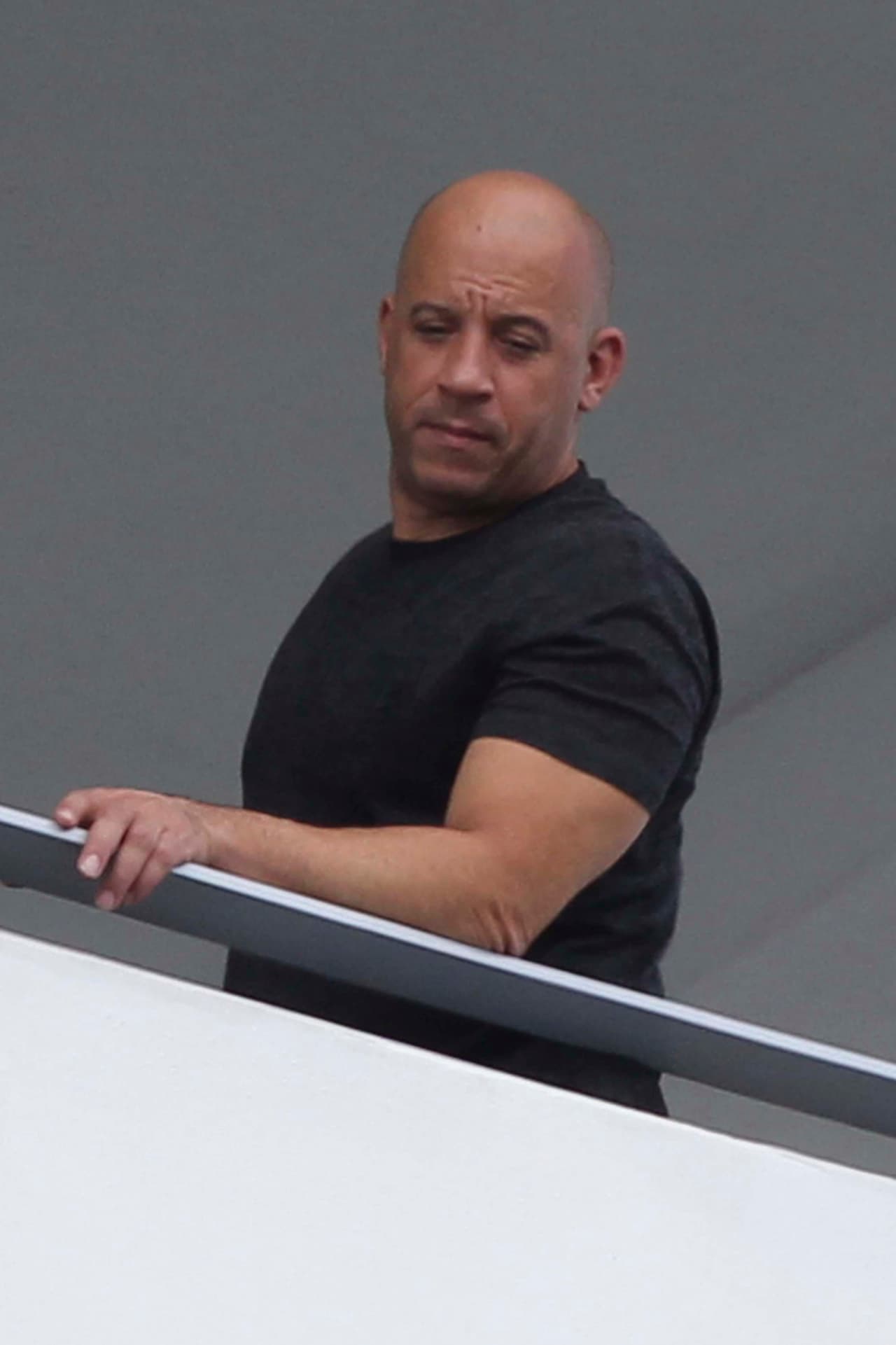 Tal vez el actor sólo relajó un poquito sus 'abs'.