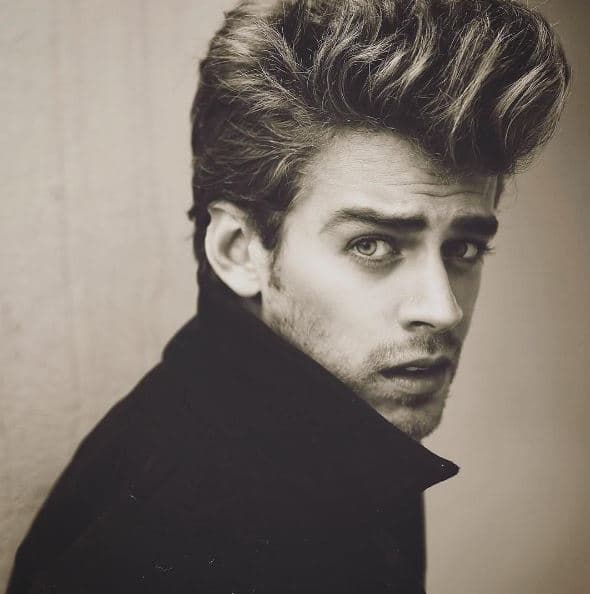 El caso del actor Polo Morín rebasó las barreras del coqueteo y fue víctima de su pasado. Durante años, el joven fue extorsionado para evitar la filtración de un video íntimo en el que Morín era el protagonista y en el que se le veía totalmente desnudo.