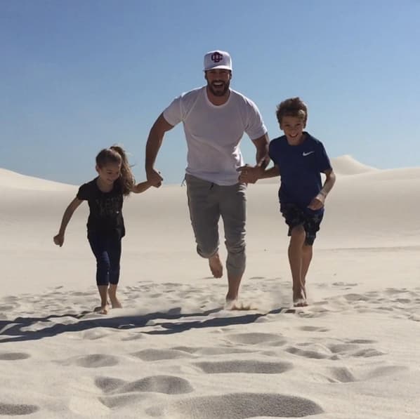 "El mejor regalo de Dios", escribió el actor.