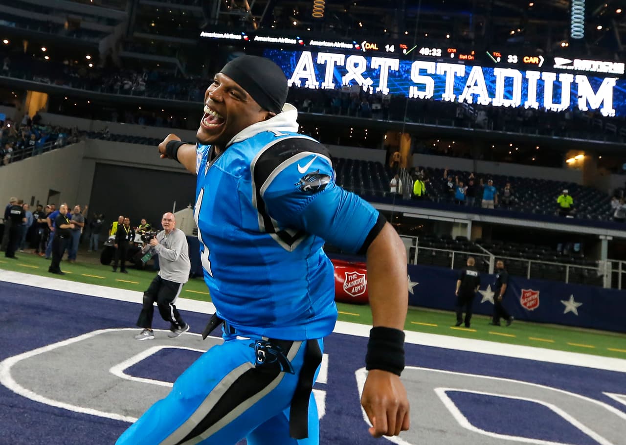 CAROLINA PANTHERS - El coach Ron Rivera se molestó cuando en las apuestas colocaron a Dallas como favorito en Tnanksgiving. Se notó que su equipo llegó enojado al AT&T Stadium para dejar en claro que son el equipo número uno en la NFC. Invictos 11 - 0 son el conjunto a vencer en la Nacional.