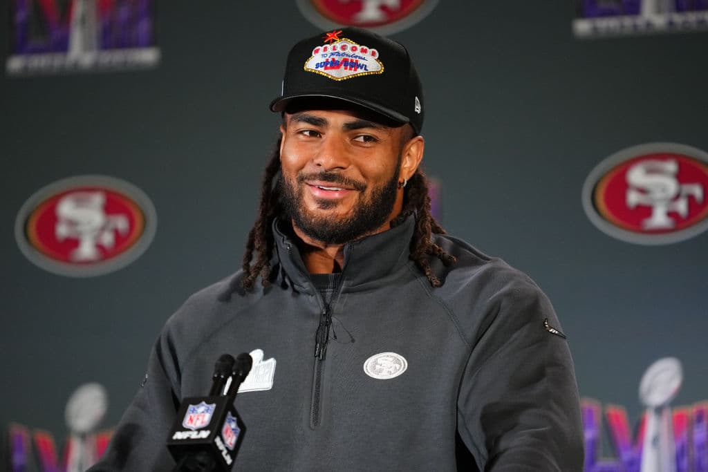 Warner ha sido reconocido como uno de los mejores linebackers de la NFL, siendo seleccionado al Pro Bowl y al equipo All-Pro en varias ocasiones. Su talento y dedicación en el campo lo han llevado a ser reconocido por sus compañeros de profesión y por los aficionados al deporte.