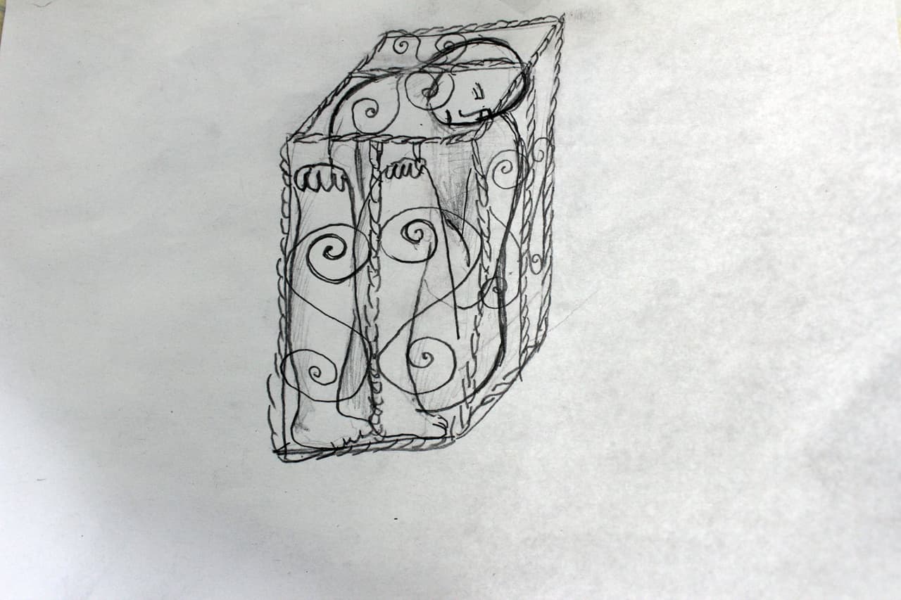 <b>Una mujer encerrada en una caja de hierro.</b> “Los psicólogos nos están tratando de ayudar para que todos los miedos y todo lo que tenemos nos lo quiten”, dijo al CICR una alumna de secundaria de Ciudad Juárez.