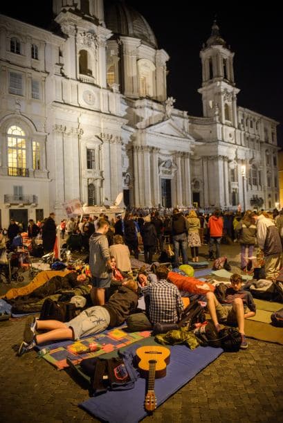 Pero muchos otros comenzaron a recorrer las principales parroquias de la capital italiana.