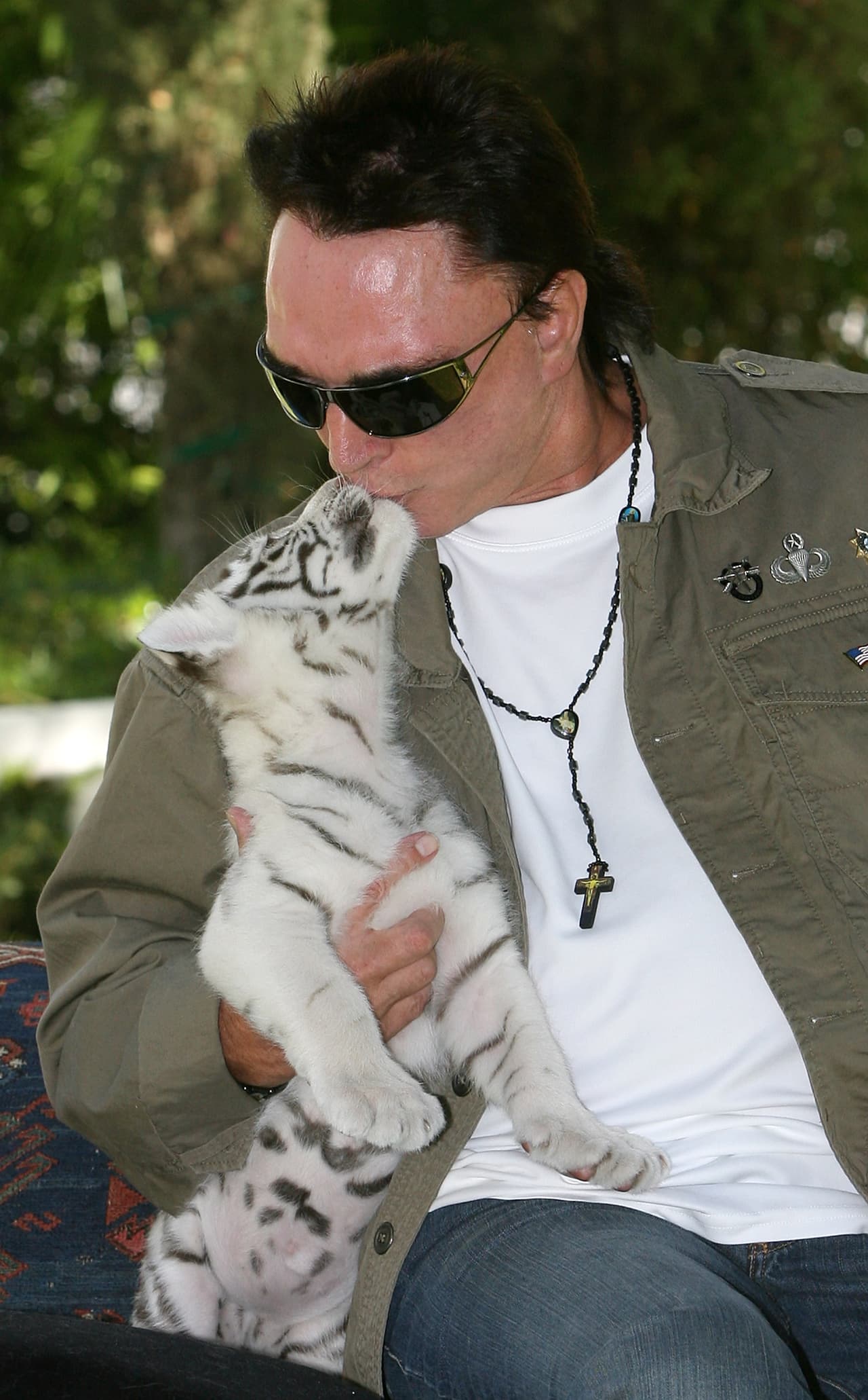 El 3 de octubre de 2003, ese accidente puso fin a la carrera gloriosa que Roy Horn y Siegfried Fischbacher tuvieron.