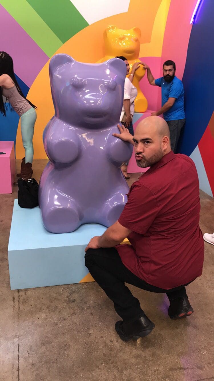 El locutor de 'El Bueno, La Mala y El Feo' estuvo en el museo más importante acerca de helados en el mundo.