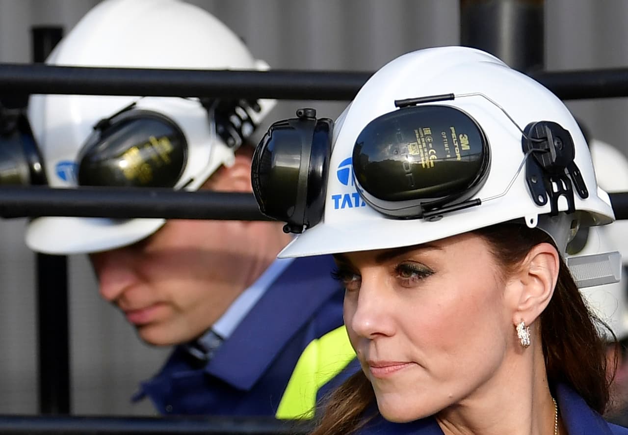 "La vimos una vez cuando regresó a la escuela, cuando tenía 14 años, y no la hemos visto desde entonces", agregó Kevin Alford sobre el encuentro que tuvieron con la esposa del príncipe William. 
<br>