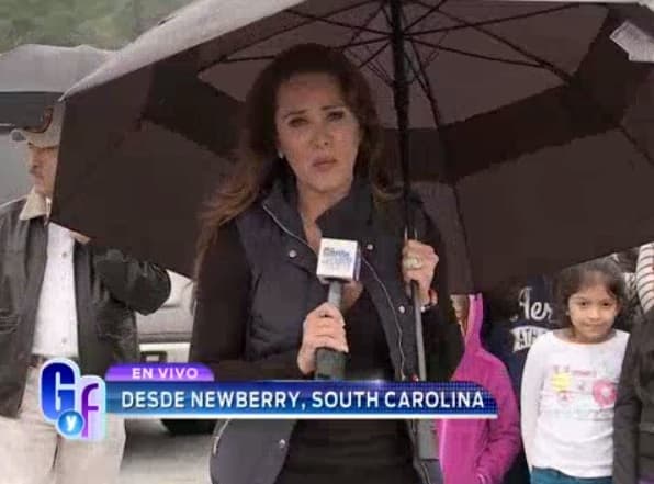 La periodista se encuentra en Newberry, Carolina del Sur esperando la extradición de Larry y ante El Gordo y la Flaca reveló que a través de las redes sociales ha recibido todo tipo de comentarios intimidantes.