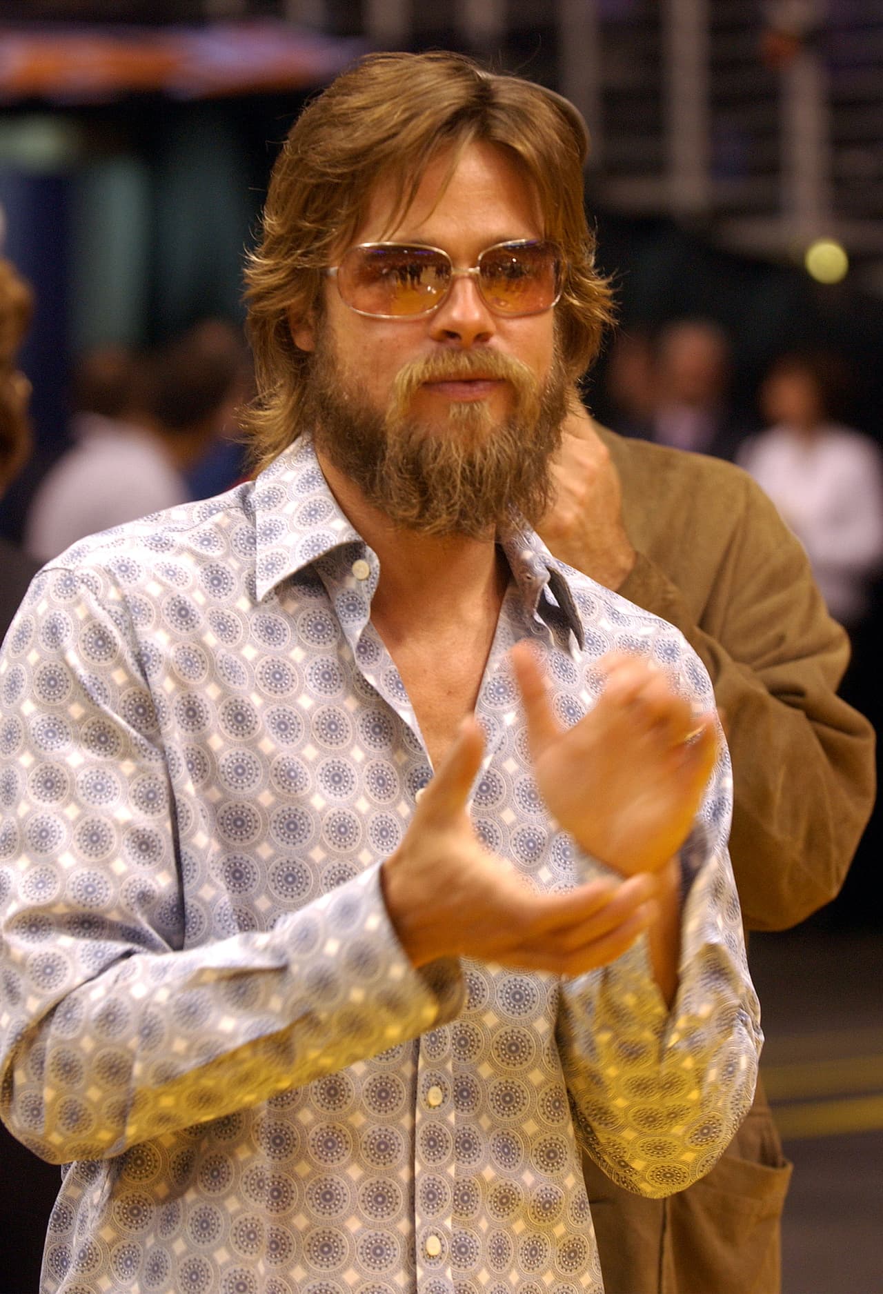 ¿Qué tal este look desaliñado?