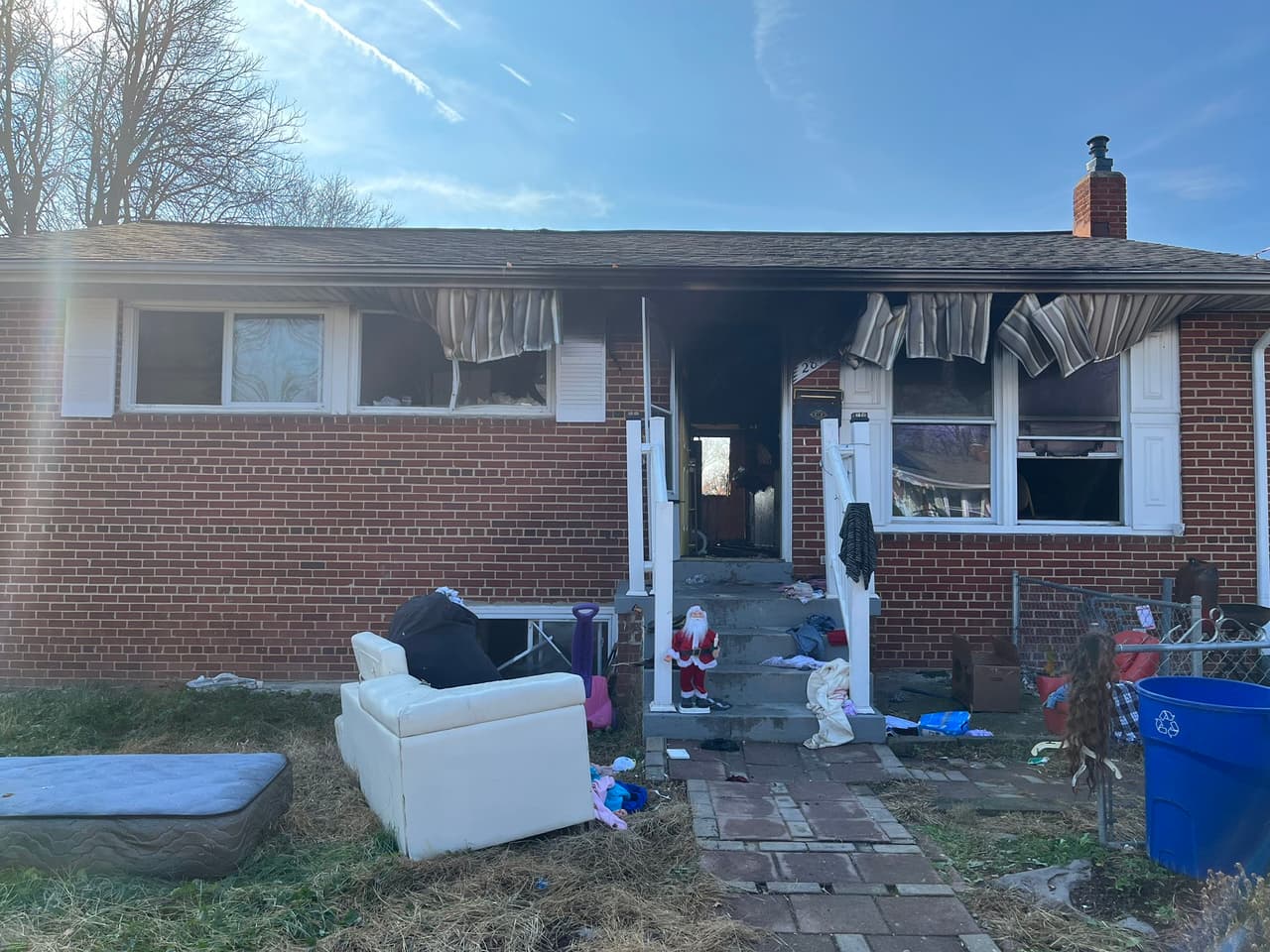 De momento no se ha precisado cuál fue la causa del incendio.