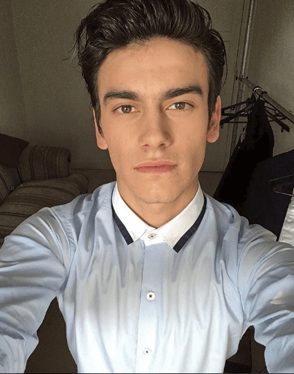 <b>Agustín Bernasconi </b>interpreta a Gastón Perida.