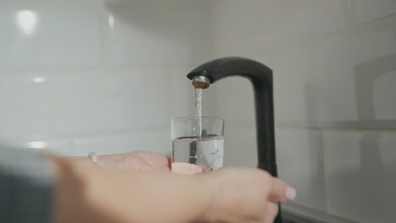 ¿Crisis de agua en Puerto Rico? Residentes denuncian que llevan meses con problemas de acceso a este recurso