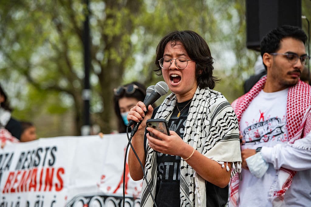 El gobierno acusa a Harvard de permitir actividades proterroristas por las protestas contra la guerra en Gaza. (Photo by Joseph Prezioso / AFP) (Photo by JOSEPH PREZIOSO/AFP via Getty Images)
