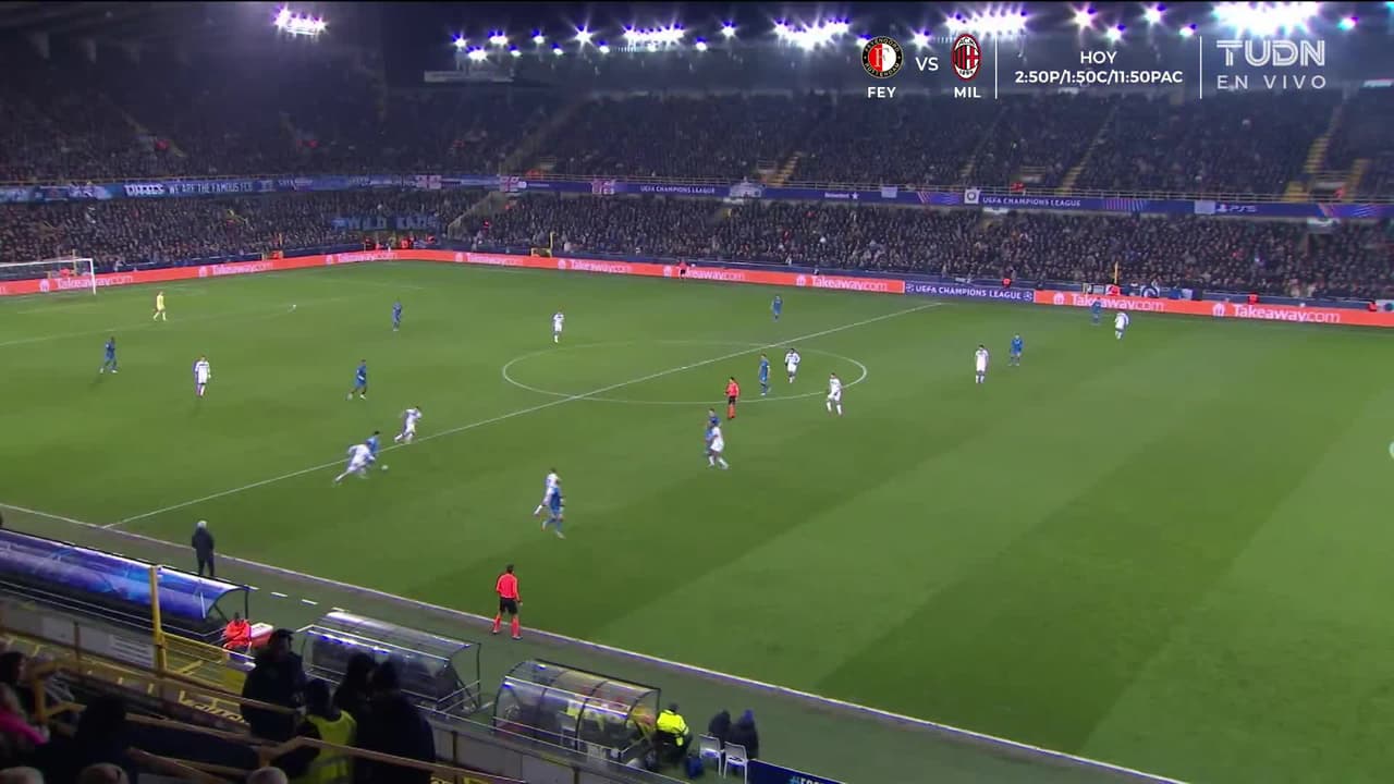 ¡GOL!  anota para Club Brugge. Ferran Jutglà