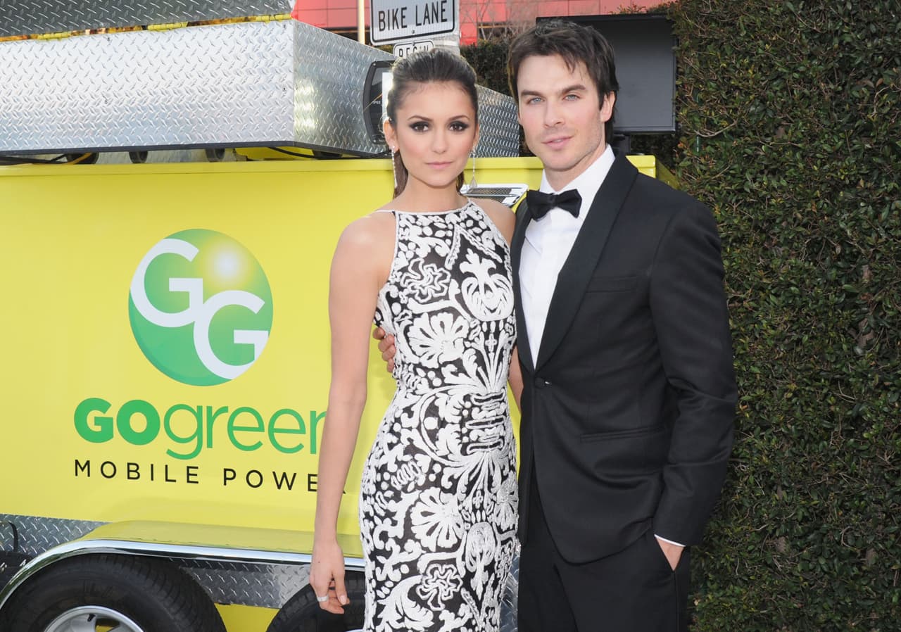 Ian Somerhalder y Nina Dobrev se conocieron mientras protagonizaban la serie 'Vampire diaries'.