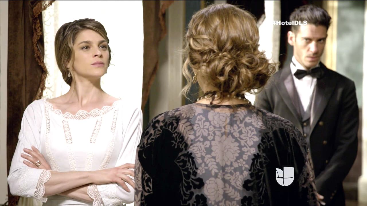 En El Hotel de los Secretos, Cecilia no pudo ocultar sus celos y enfrentó a Isabel al sospechar que es el nuevo amor de Julio.