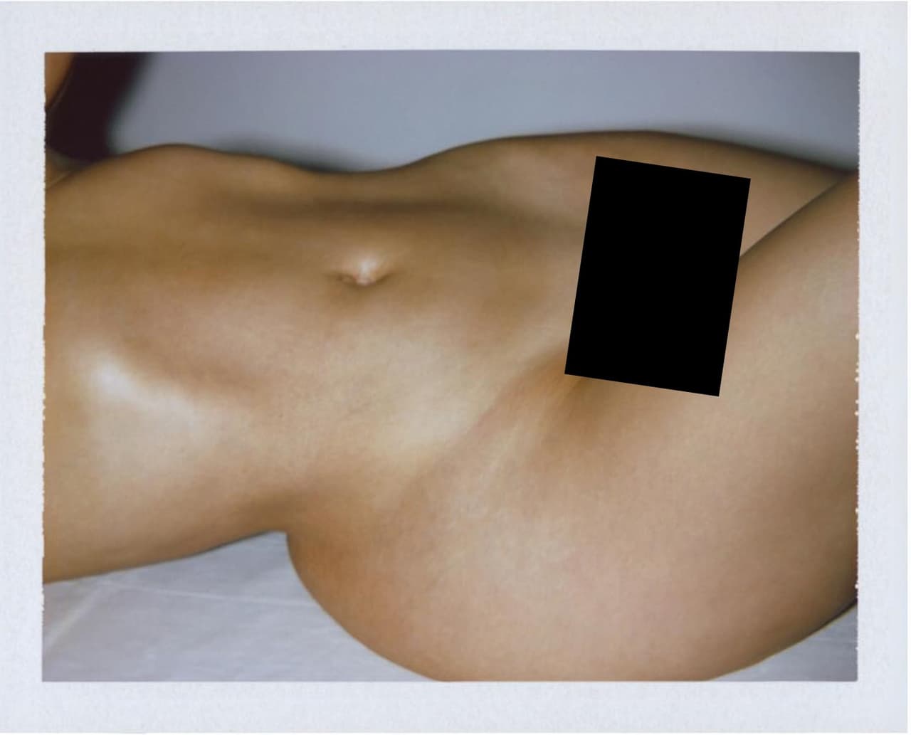 Pero esto parece ser normal en su familia, ya que es común que Kim Kardashian muestre su cuerpo en las redes sociales.