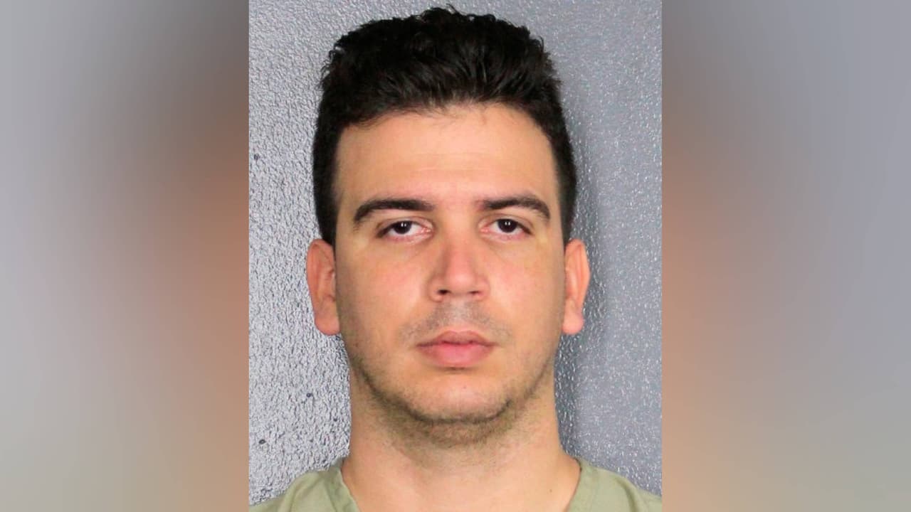 Falso conductor de Uber es acusado de violar a una mujer que recogió en el aeropuerto de Miami