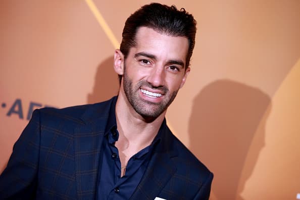 Evelyn presuntamente se refiere a ‘Love Studio’, donde Costa brindó la clase de Zumba en la que se encontraron por primera vez, según han contado ambos previamente. 
<br>